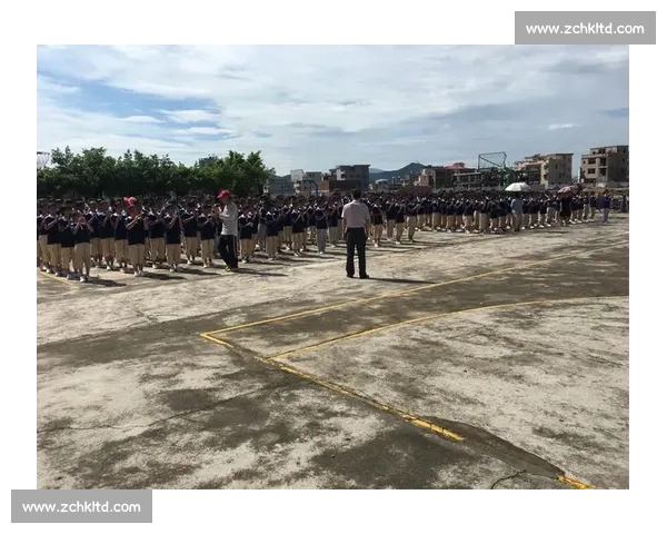 《激扬青春，舞动梦想记一次精彩的会操比赛》